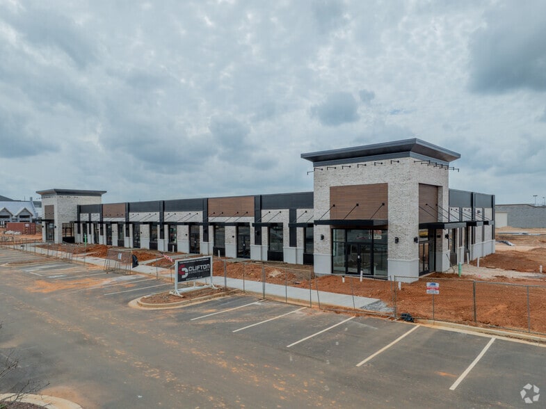 2443 Whiskey Rd, Aiken, SC for lease - Building Photo - Image 1 of 4