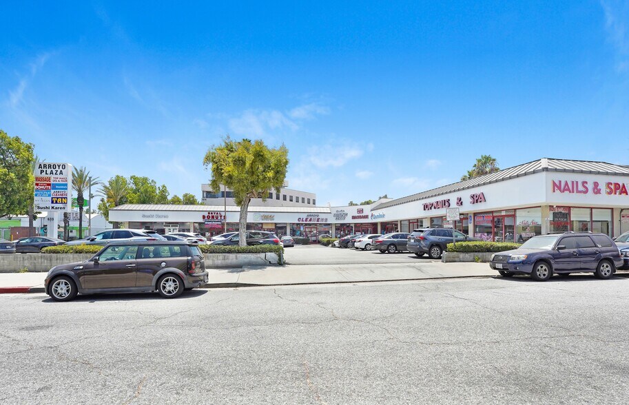 633 S Arroyo Pky, Pasadena, CA for lease - Building Photo - Image 2 of 7