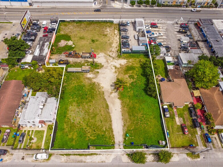 2140 NW 36th St, Miami, FL à louer - Aérien - Image 2 de 20