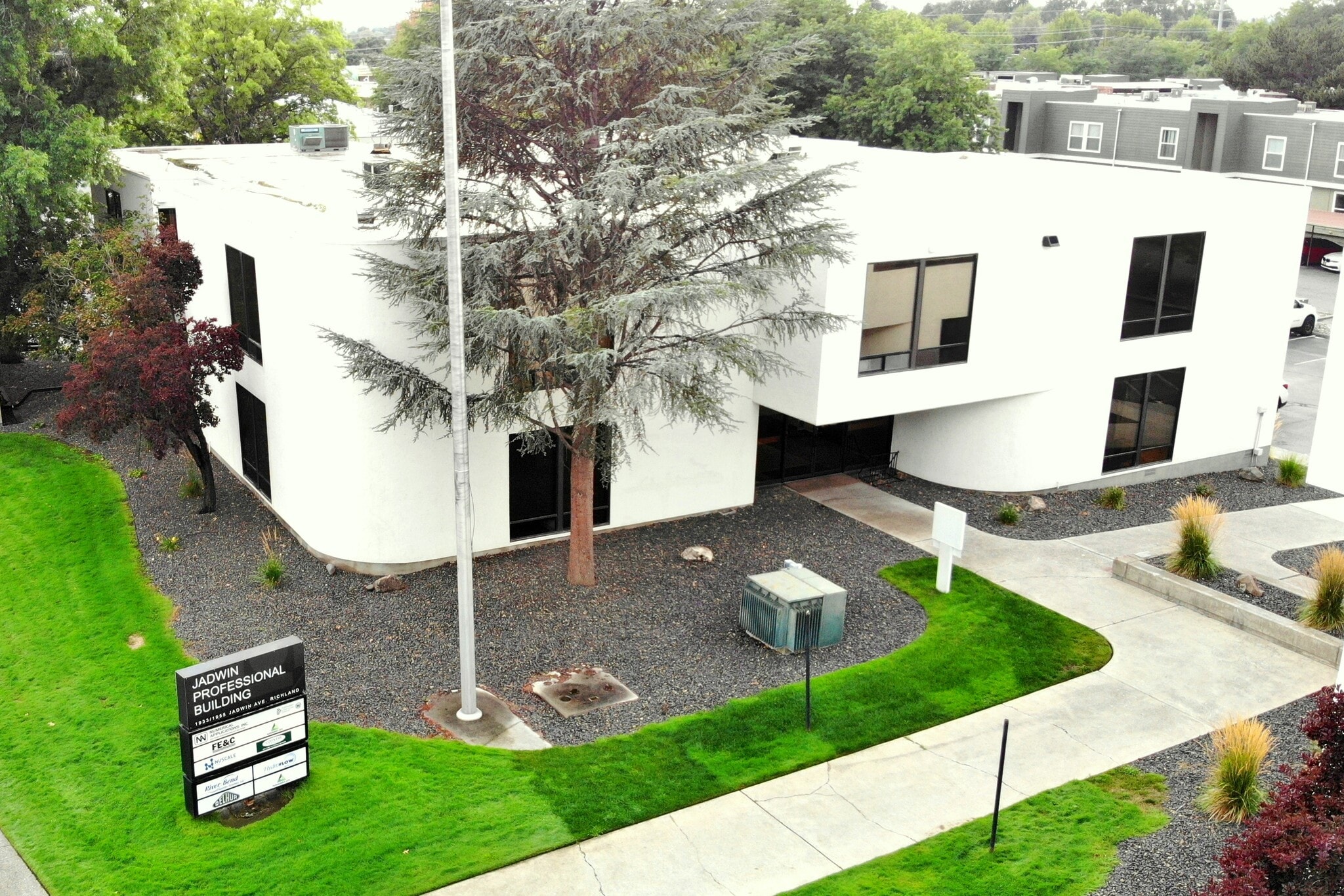 1933-1955 Jadwin Ave, Richland, WA for lease Interior Photo- Image 1 of 3
