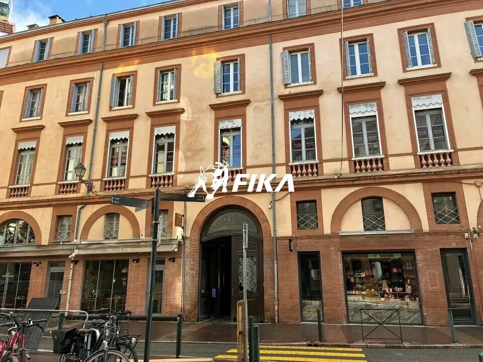 Office in Toulouse for lease Building Photo- Image 1 of 9