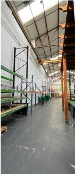 Industrial in Épinay-sur-Seine for lease - Interior Photo - Image 3 of 3