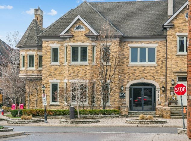 Plus de détails pour 4284 Village Centre Crt, Mississauga, ON - Bureau à louer