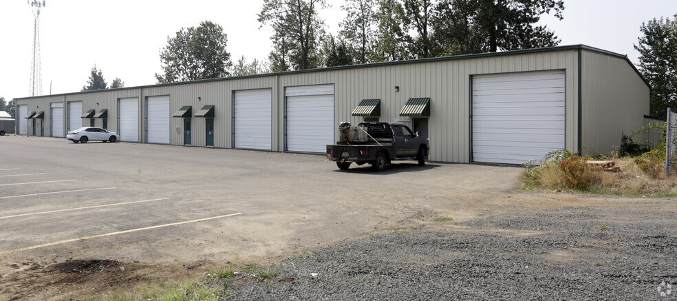 201 Port Ave, Saint Helens, OR à louer - Photo du bâtiment - Image 3 de 3