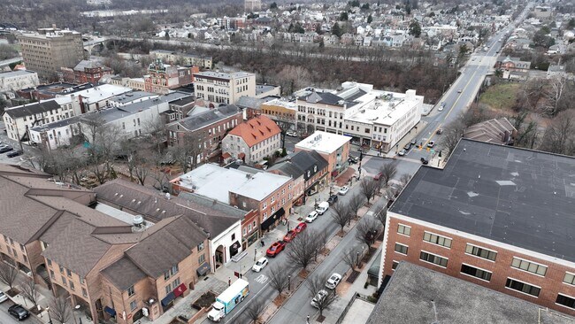 Plus de détails pour 81 W Broad St, Bethlehem, PA - Commerce de détail à vendre