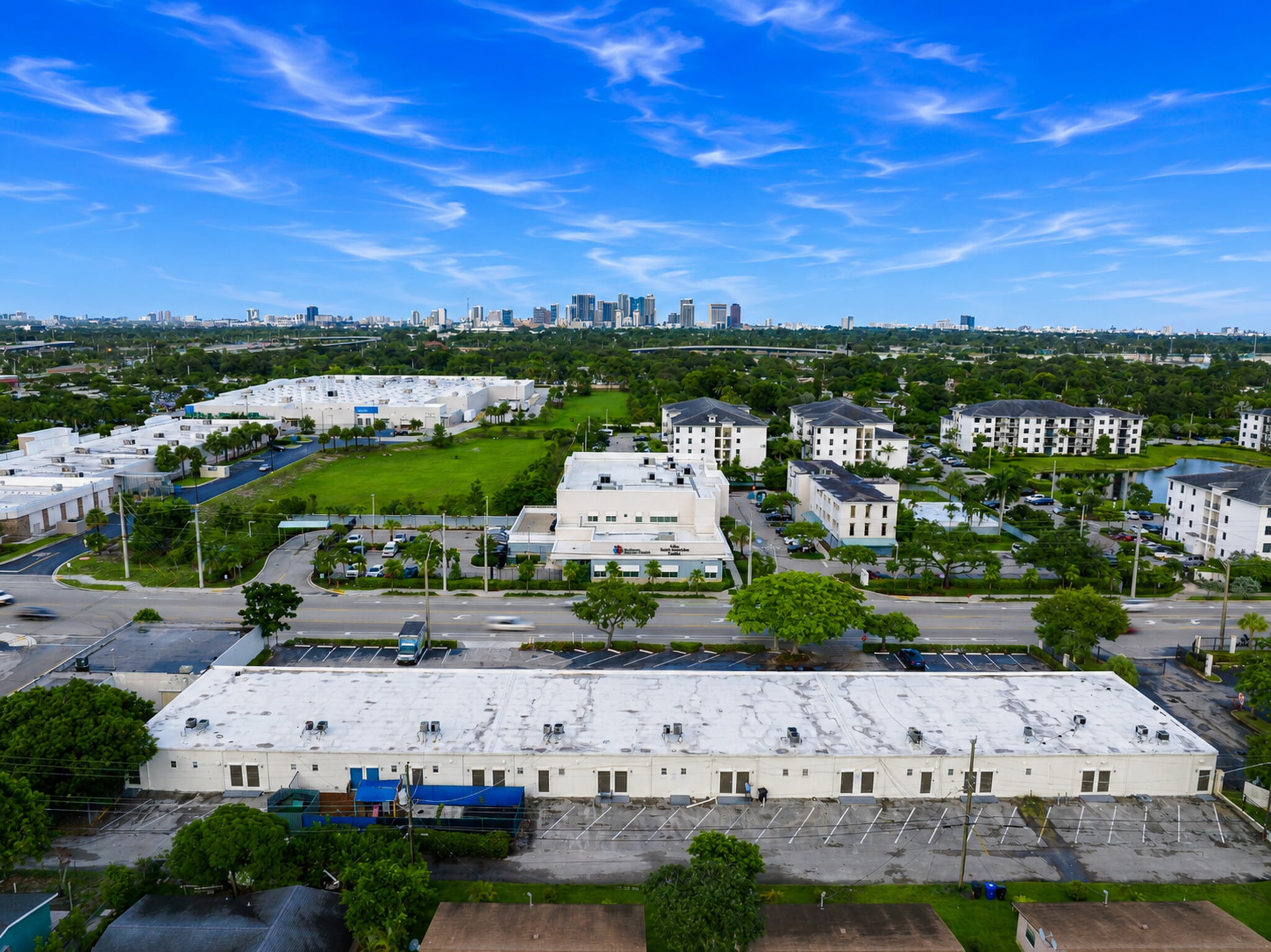 315-353 SW 27th Ave, Fort Lauderdale, FL for lease Building Photo- Image 1 of 21