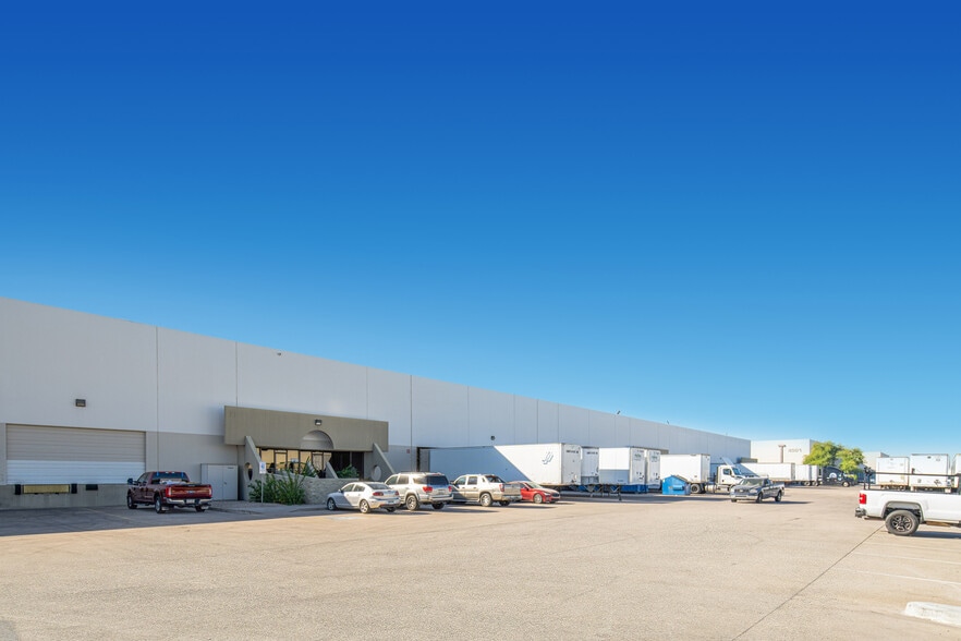 4441 W Polk St, Phoenix, AZ for lease - Building Photo - Image 2 of 5