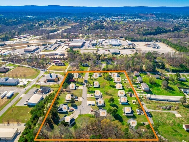 Plus de détails pour 14 Clara Dr, Ringgold, GA - Multi-résidentiel à vendre