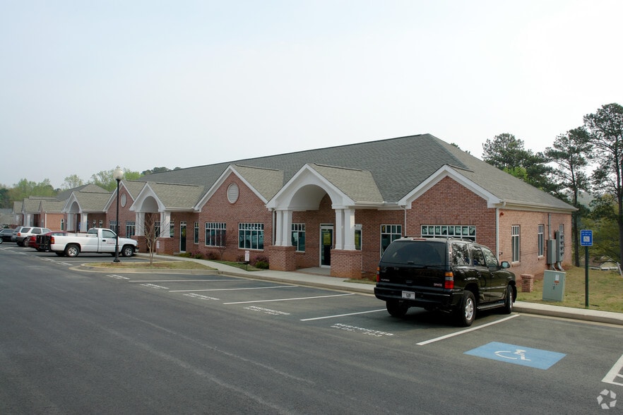 203 Oakside Ln, Canton, GA à vendre - Photo du bâtiment - Image 2 de 68