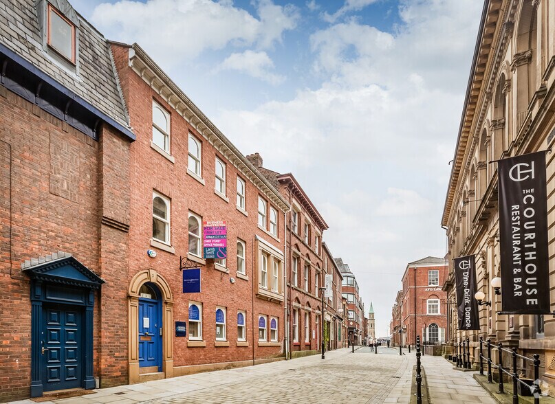 3 Mawdsley St, Bolton à louer - Photo du bâtiment - Image 3 de 3