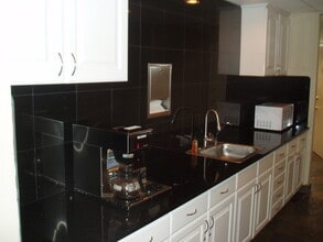 23152 Verdugo Dr, Laguna Hills, CA for lease Interior Photo- Image 2 of 2