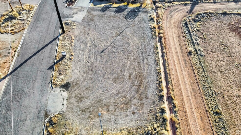 20 W 1400 N, Richfield, UT à vendre - Aérien - Image 3 de 6