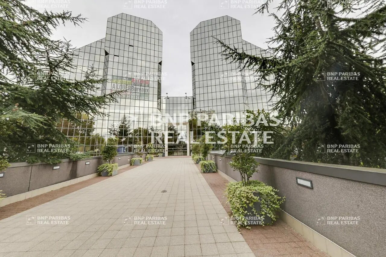 191 Avenue Aristide Briand, Cachan for lease Primary Photo- Image 1 of 9