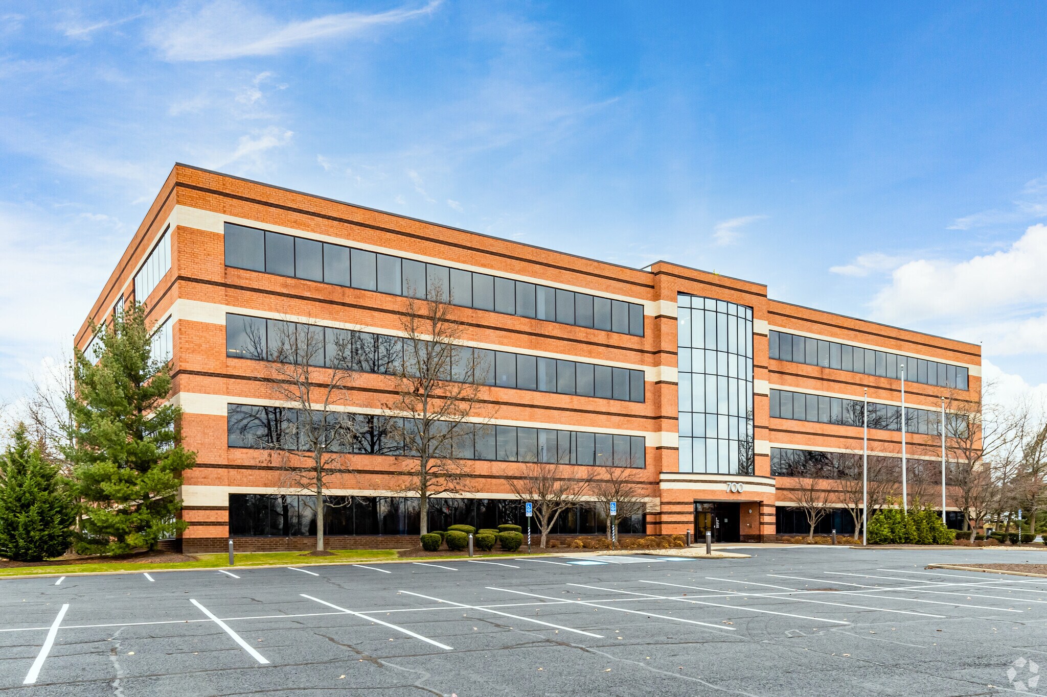 700 Cherrington Pky, Coraopolis, PA for lease Building Photo- Image 1 of 13