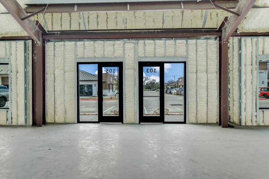 4875 Williams Dr, Georgetown, TX for sale - Building Photo - Image 2 of 8