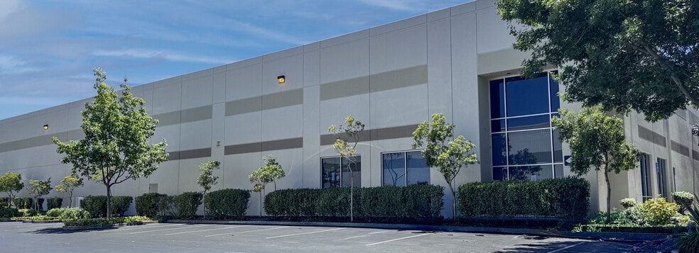 1745-1795 Atlantic St, Union City, CA for lease - Building Photo - Image 3 of 4
