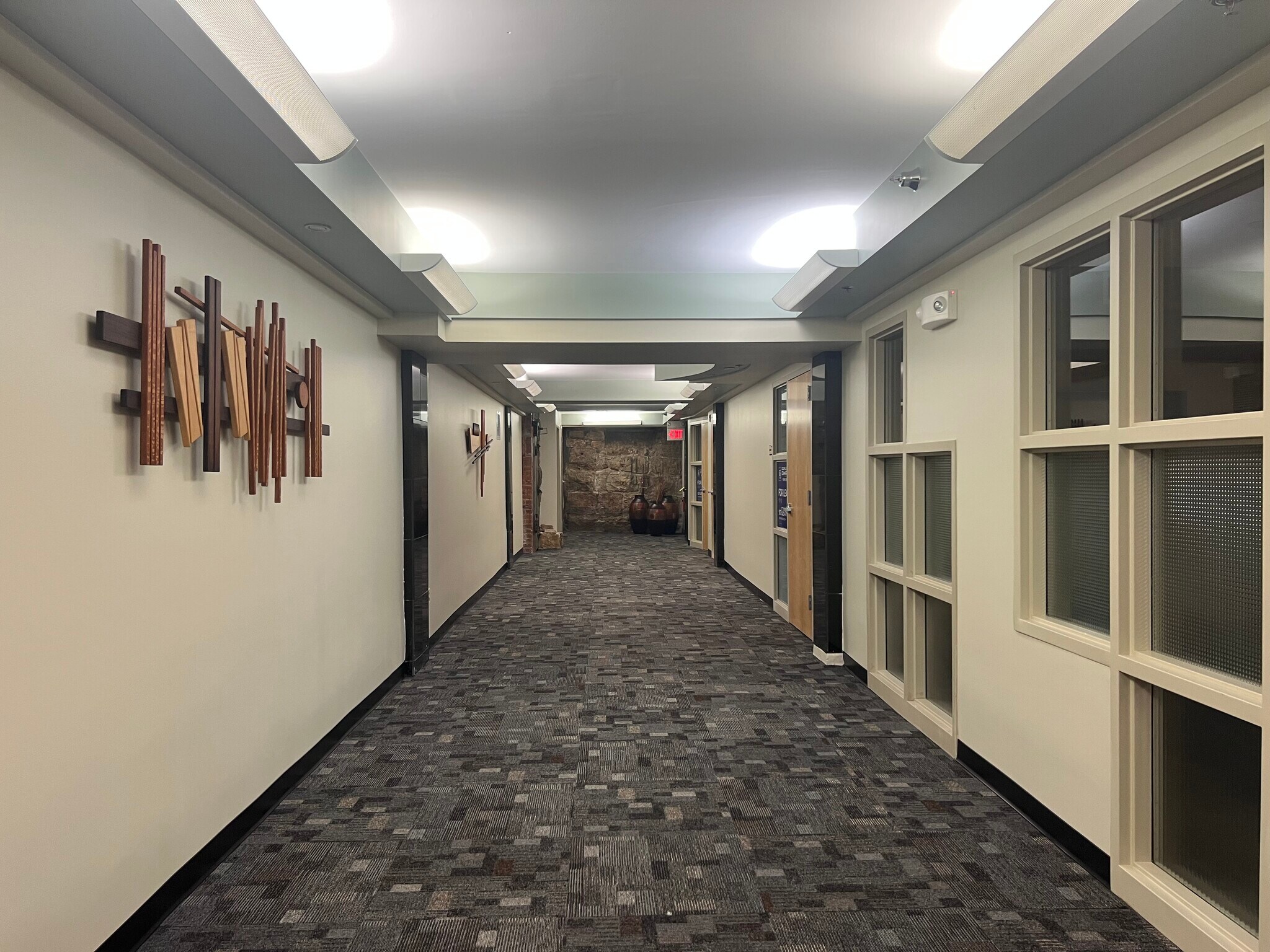 124 Walnut St E, Mankato, MN for lease Interior Photo- Image 1 of 3