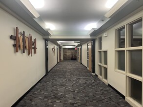 124 Walnut St E, Mankato, MN for lease Interior Photo- Image 1 of 3