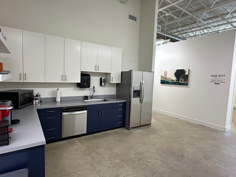 3707 2nd Ave, Columbus, GA à louer - Photo du bâtiment - Image 3 de 5