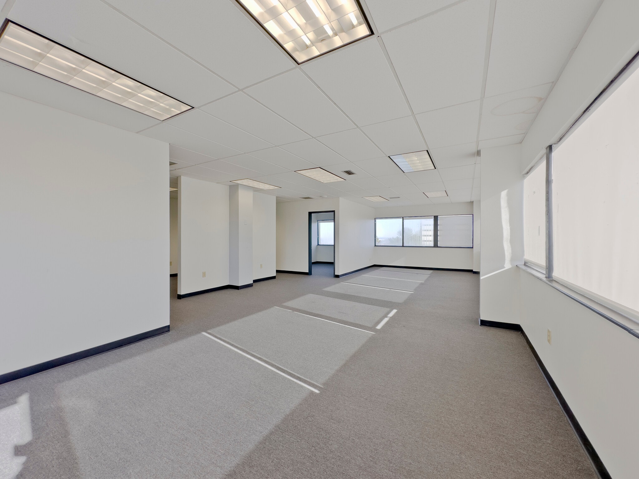 530 Beacon Pky W, Birmingham, AL for lease Interior Photo- Image 1 of 11