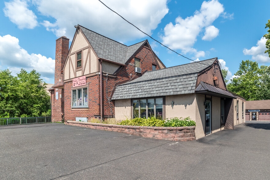 1454 Bethlehem Pike, North Wales, PA for lease - Building Photo - Image 3 of 23
