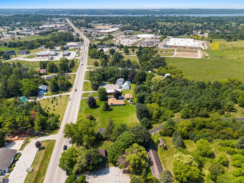 3781 Egg Harbor Rd, Sturgeon Bay, WI for sale - Aerial - Image 3 of 25