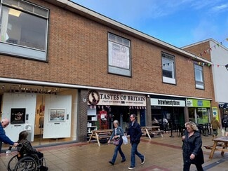 Plus de détails pour Mell Sq, Solihull - Commerce de détail à louer