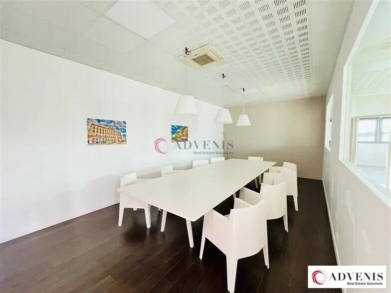 Office in Mérignac for lease - Interior Photo - Image 3 of 8
