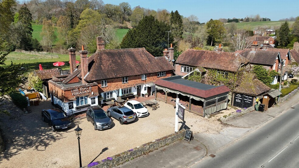 Haslemere Rd, Godalming à vendre - Photo du bâtiment - Image 1 de 9