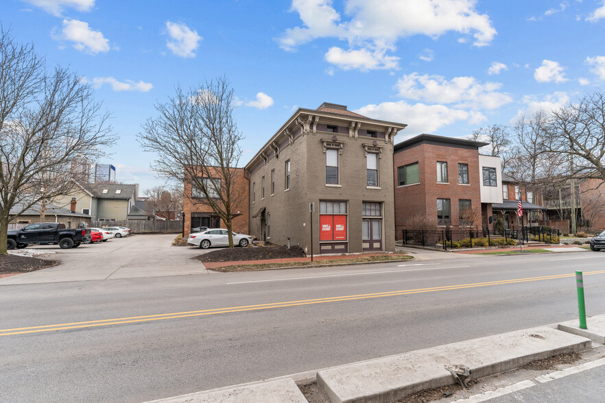 330 N College Ave, Indianapolis, IN for sale - Building Photo - Image 1 of 15