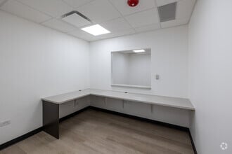 1550 S Potomac St, Aurora, CO for lease Interior Photo- Image 2 of 9