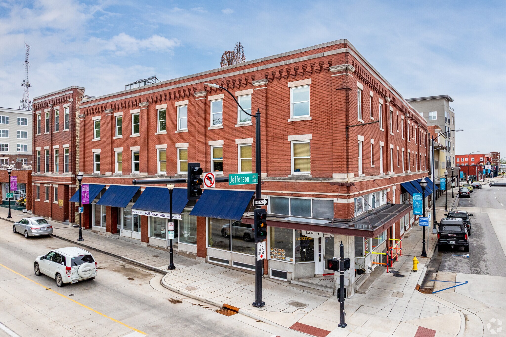 400 E Walnut St, Springfield, MO for lease Primary Photo- Image 1 of 25