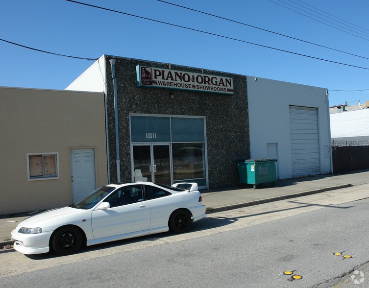 1011 N Amphlett Blvd, San Mateo, CA for lease - Building Photo - Image 2 of 11