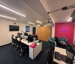 38A Station Road W, Oxted à louer Photo intérieure- Image 2 de 2