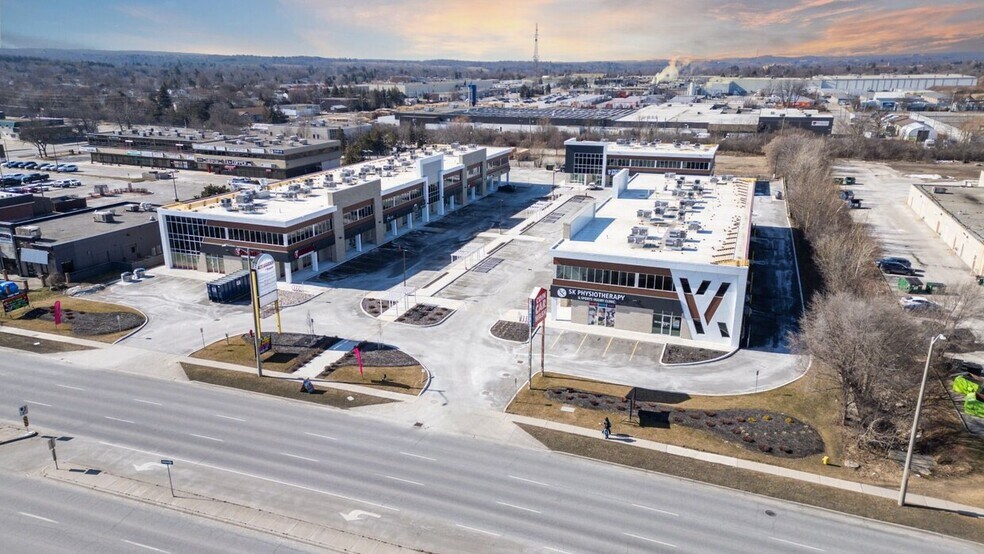 450 Hespeler Rd, Cambridge, ON for sale - Primary Photo - Image 1 of 1