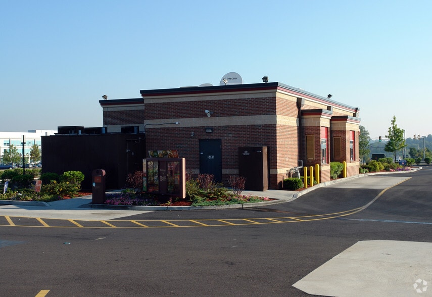 3413 HORIZON Blvd, Trevose, PA for lease - Building Photo - Image 2 of 6