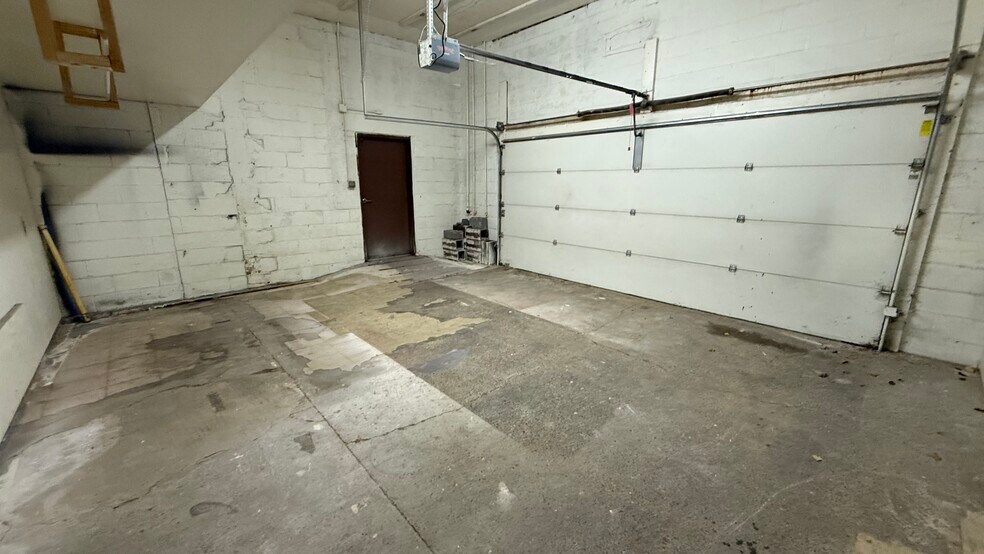 25 S Broad St, Nazareth, PA à louer - Photo du bâtiment - Image 3 de 23