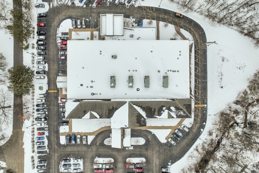 4126 N Holland Sylvania Rd, Toledo, OH for lease - Aerial - Image 3 of 7