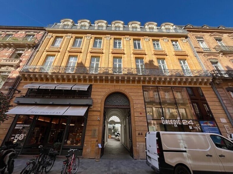 24 Rue Croix Baragnon, Toulouse for lease - Building Photo - Image 2 of 12