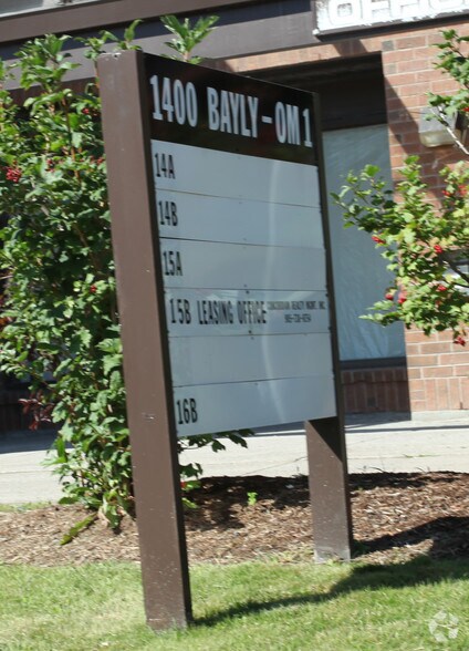 1400 Bayly St, Pickering, ON à louer - Photo du bâtiment - Image 2 de 6