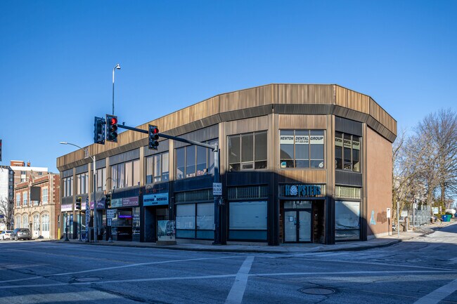 Plus de détails pour 282 Centre St, Newton, MA - Commerce de détail à louer