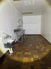 8806 Painter Ave, Whittier, CA for lease Interior Photo- Image 2 of 8