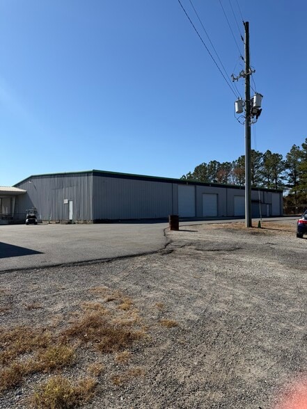 441 Dunbar Rd, Warner Robins, GA à louer - Photo du bâtiment - Image 2 de 10