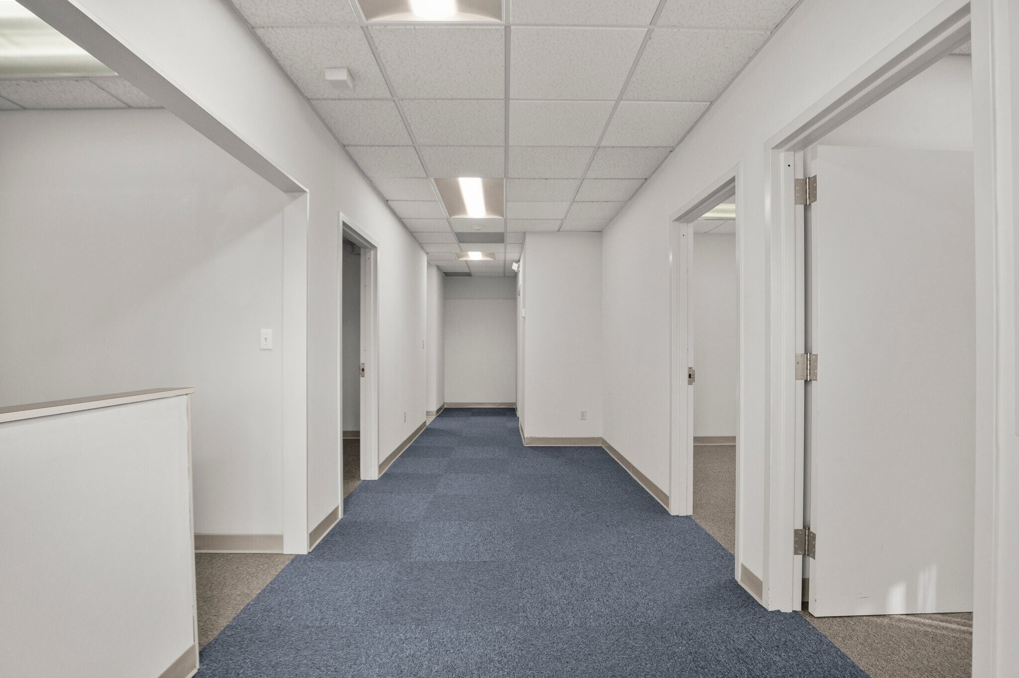 6 Oak St W, Greenwich, CT à louer Photo intérieure- Image 1 de 16