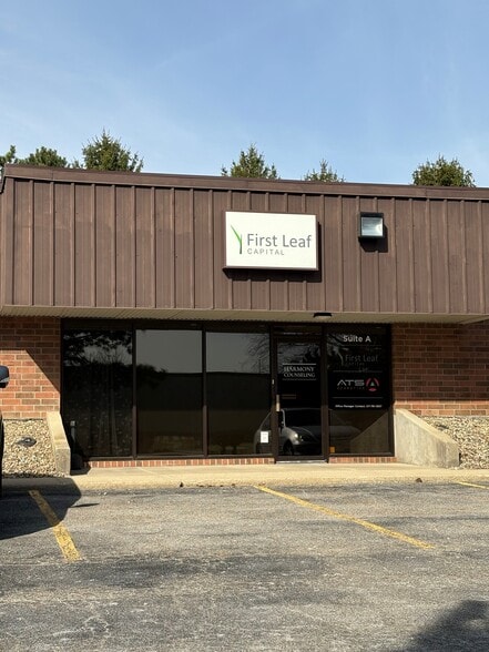 1501 Interstate Dr, Champaign, IL for lease - Primary Photo - Image 1 of 1