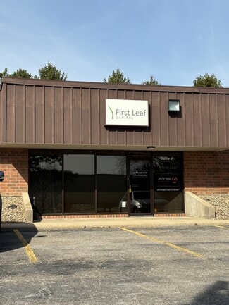 Plus de détails pour 1501 Interstate Dr, Champaign, IL - Bureau à louer