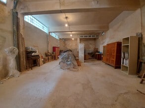 Retail in Logroño, La Rioja for lease Interior Photo- Image 2 of 6