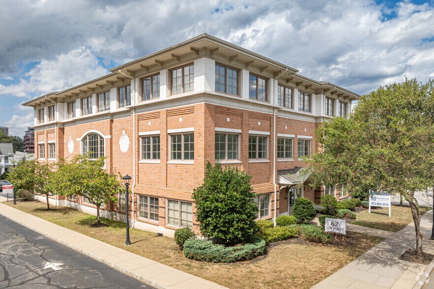 62 Elm St, Morristown, NJ for lease - Primary Photo - Image 1 of 10