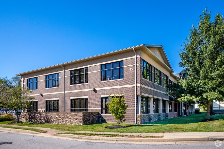 40 W Caldwell St, Mount Juliet, TN à louer - Photo du bâtiment - Image 2 de 7