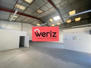 Industrial in Aubagne for lease Interior Photo- Image 2 of 5